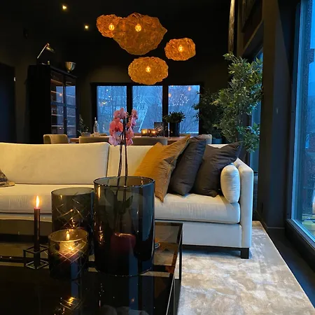 House Of Ellie 2 Villa *